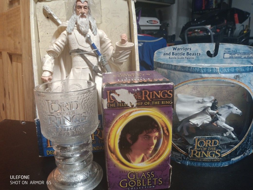 Lord of rings collectors toys