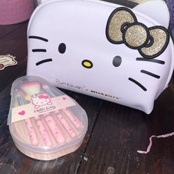 Hello Kitty makeup bag and make up brushes