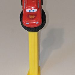 Disney Cars Lightning McQueen Pull & Go PEZ Dispenser 