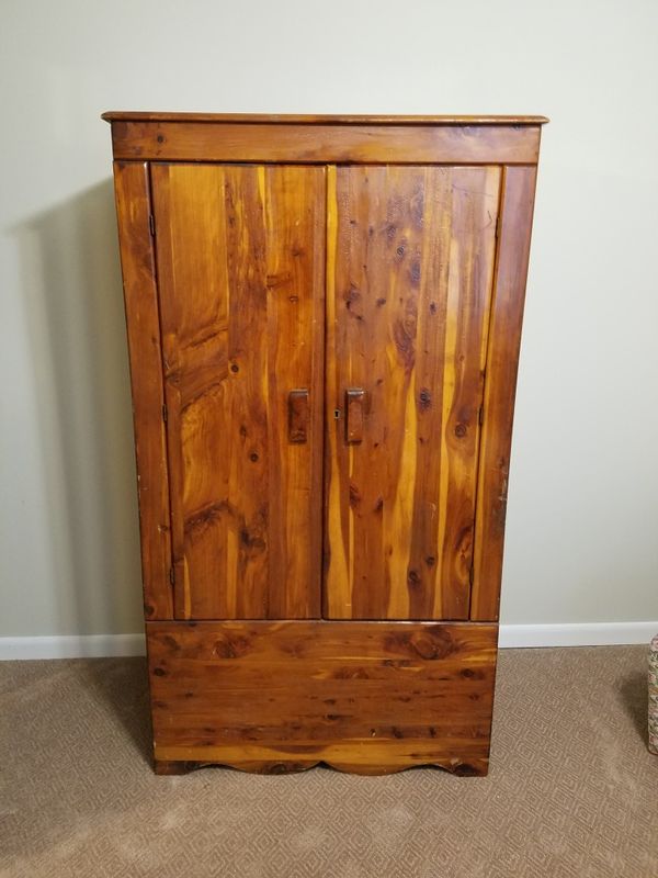 Antique 1940's Kincaide Robes Cedar wardrobe for Sale in Warwick, NY