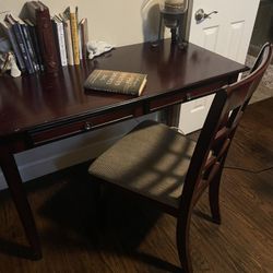 Desk & Chair