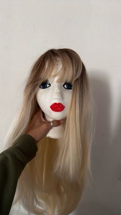 LONG AMBRE BLOND WIG 