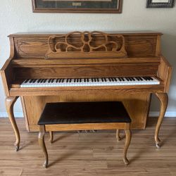Samick Piano 