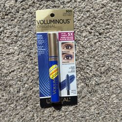 L’oreal Blue Mascara Makeup