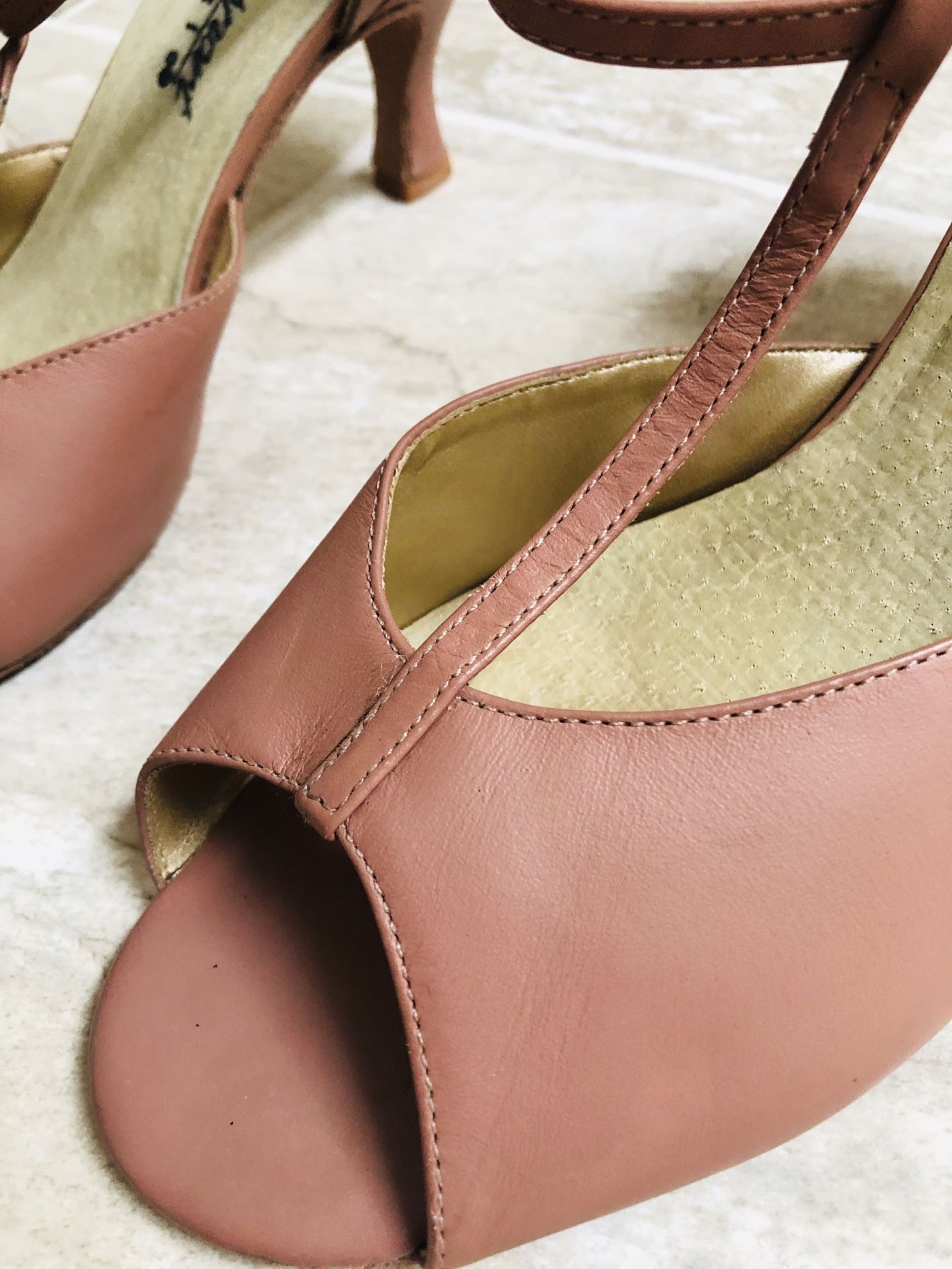 Salsa /bachata dancing shoes
