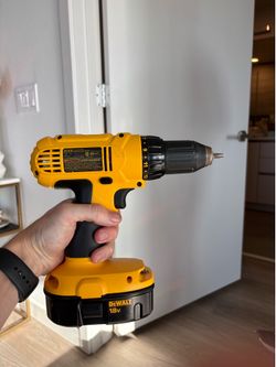 DeWalt 18v Power Drill