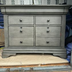 Night Stand / File Cabinet 