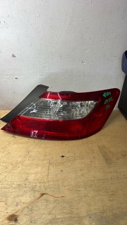 2006 to 2011 Honda civic coupe passenger side taillight