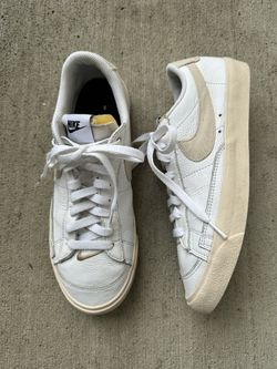 Nike Blazer Low '77 Women's Shoes White-Tan Size 9