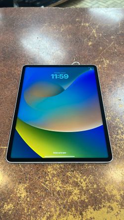 Apple iPad Pro 5th Gen 256GB WiFi+5G (AT&T)