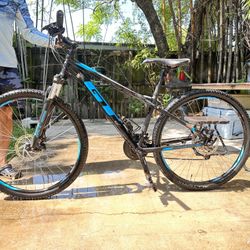 Gt mens online bike