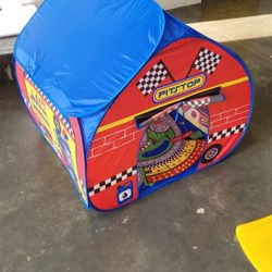 Pop Up Play Pin