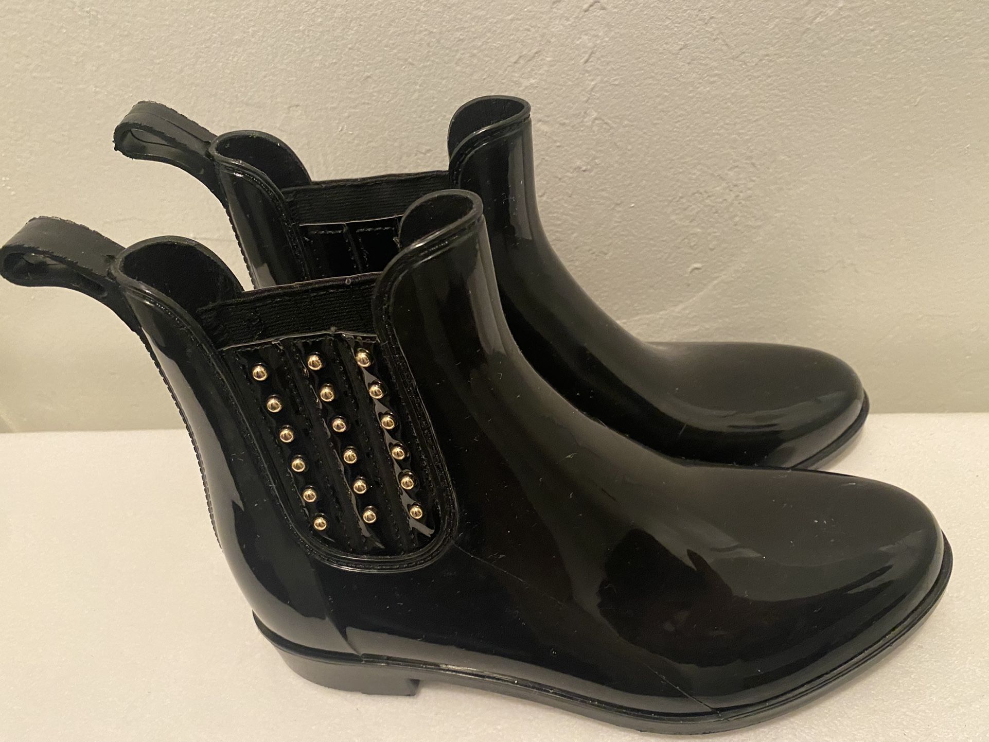 Black Rachel Zoe Rain boots Size 9