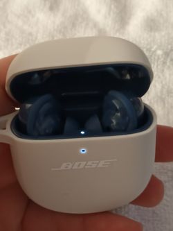 Bose Wireless Earbuds with Charging Case