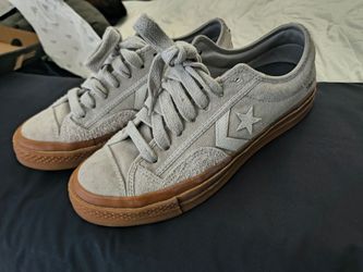 Converse Star Player 76 Gray Suede Size 7.5  Like New with Box
