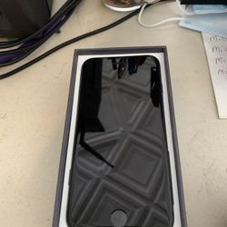 iPhone 8 64 Gig Brand New Never Used
