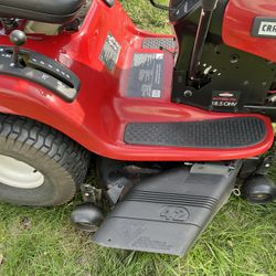 Craftsman DLT 3000 18.5 HP Riding Mower