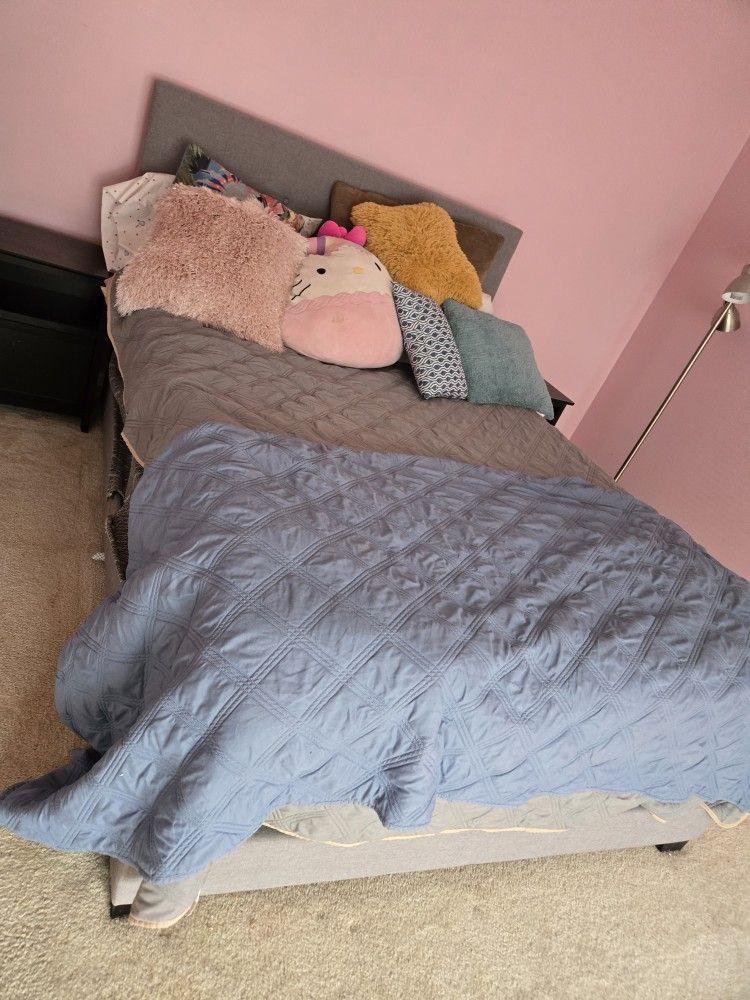 Queen Bed Frame W/ Pillow Top Mattress