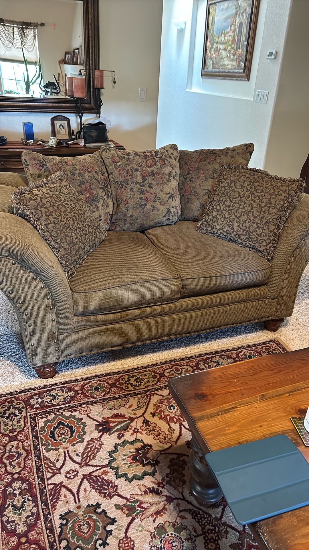 Couch And Love Seat Set In Great Shape