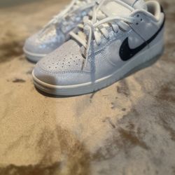 NIKE DUNKS