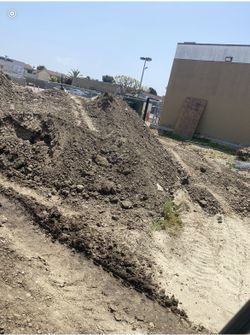 Clean Dirt / Tierra Limpia 3 Truck Loads