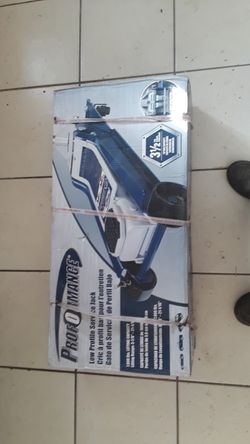 Performance low profile service jack