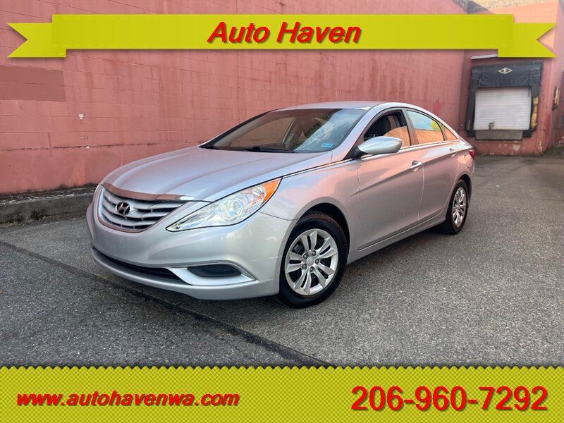 2012 Hyundai SONATA GLS