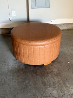 Round Storage Ottoman – Caramel Faux Leather – Large Coffee Table Ottoman with Storage