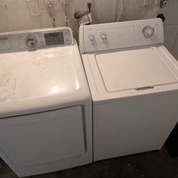 Washer And Dryer Combo Regular Use$ 225 For The Set