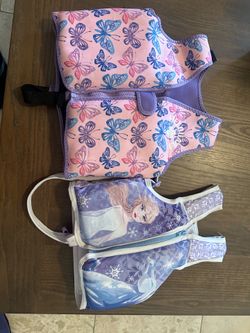 Girls life vest