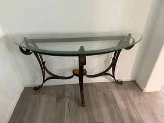 Entrance Table