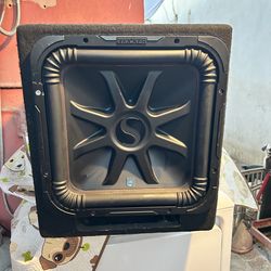 Kicker 15 Inch Subwoofer Dual ,used it 3 days and took it off it Bearly fits in the trunk of my car and uses to much space