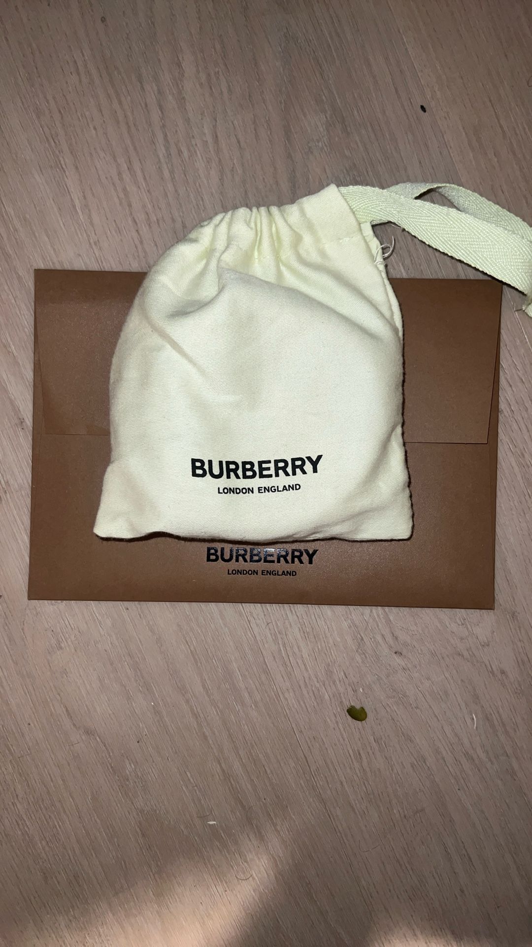 Burberry belt