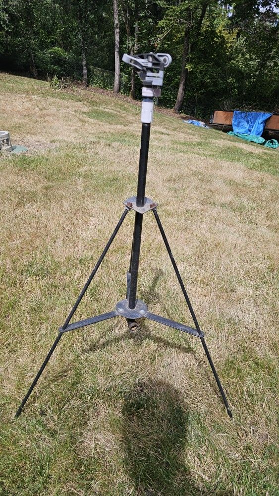 Tripod Sprinkler