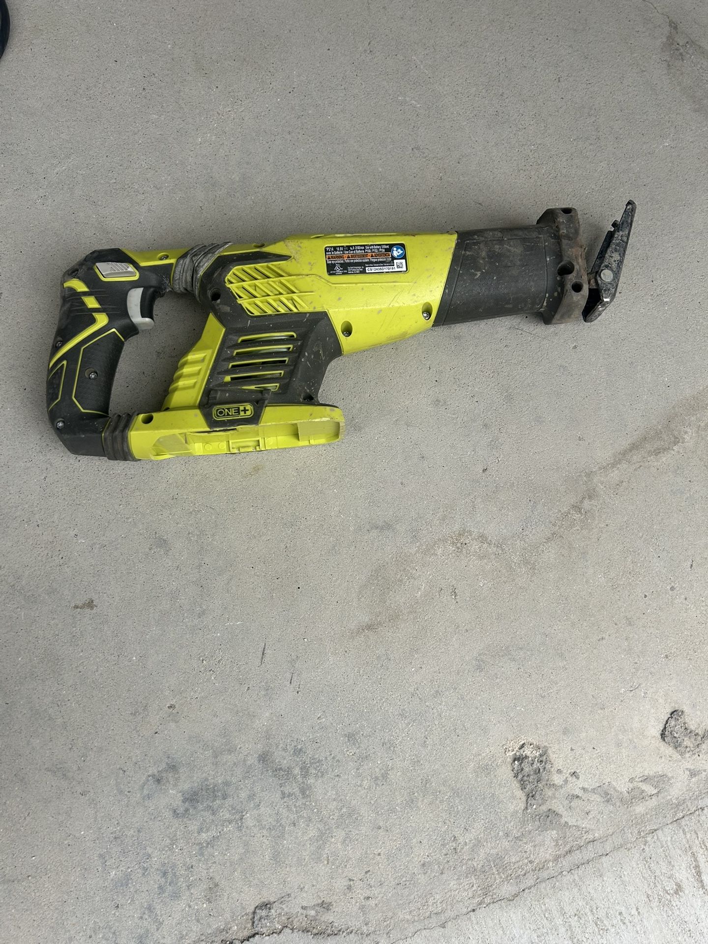 Reciprocating Saw, No Batery
