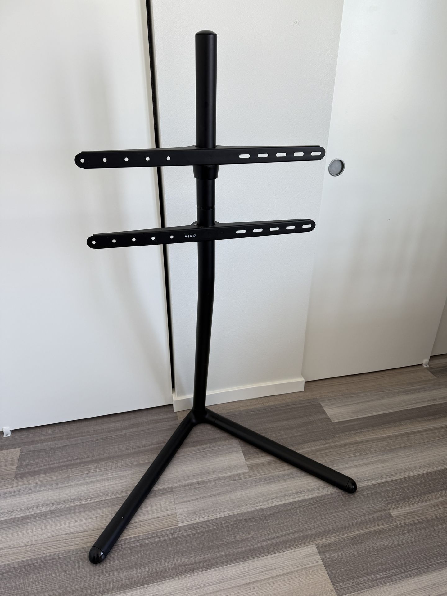 VIVO 49-70 inch TV Mount Stand, V-Base, Black, VESA 600x400