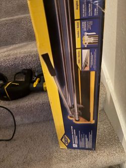 Tile cutter