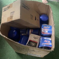 New Oil Filters. Whole Box. 