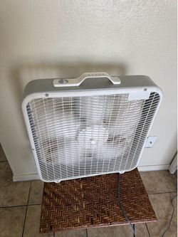 Aerospeed Fan 20-Inch Box Fan 3 Speeds