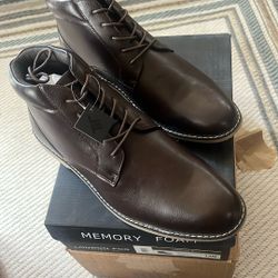 London Fog Collection  Size 13 M 