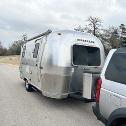 Airstream Bambi 19ft