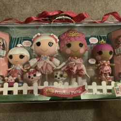 New In Box Lalaloopsy Sew royal Princess Party 8 pack, in reuseable Castle, Lalaloopsy 