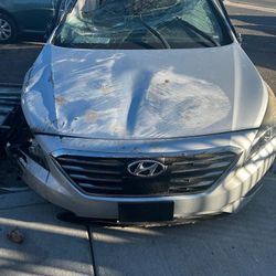 2015 Hyundai Sonata For Parts — 90 Day Warranty Engine And Trans We Deliver
