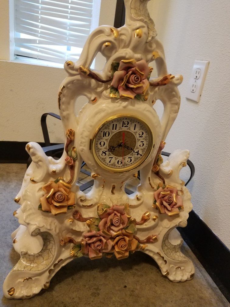 Capodimonte Clock