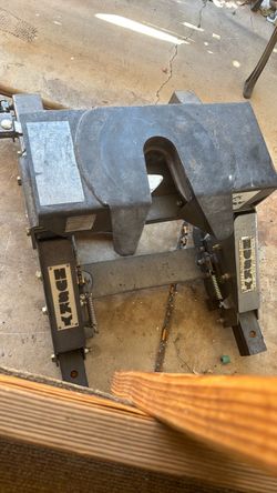 Fifth Wheel For Your Truck It’s A Really Nice Peace So Call And See It