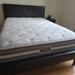Simmons Beautyrest Recharge World Class Luxury Firm

Mattress