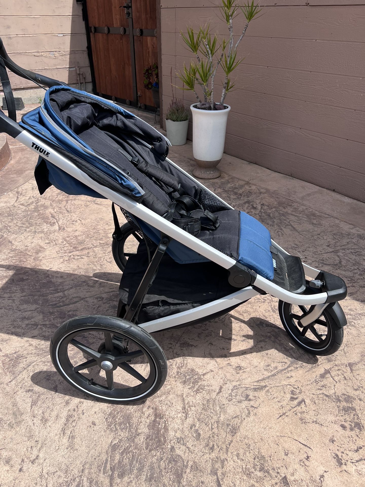 Thule Urban Glide 2 Jogging Stroller 