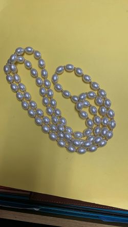 Faux Pearl Necklace 