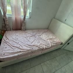 Twin Bed And Mattress 