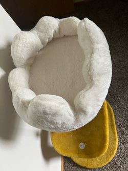 Cloud cat tree